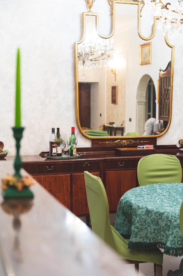 Deluxe Apartment With Garden In Vomero Napoli Eksteriør bilde